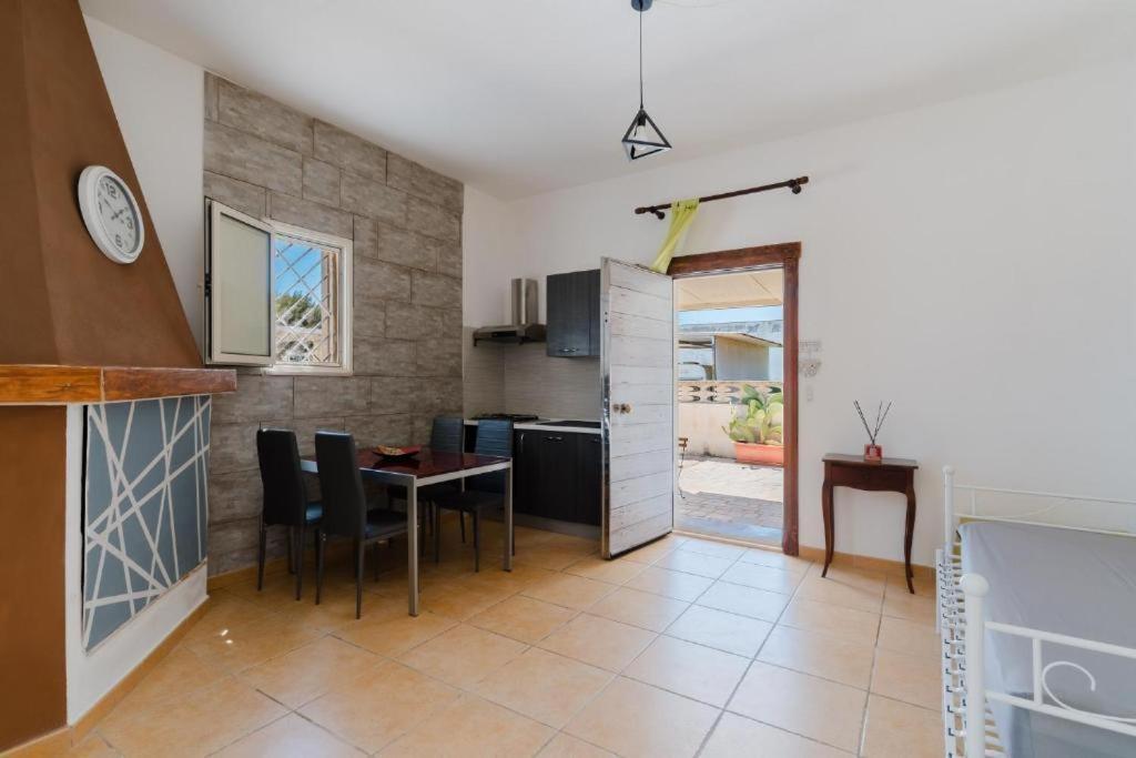 Villa Dilauro Con Piscina Torre Ovo Eksteriør billede